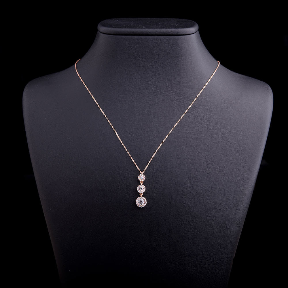 

Золотое колье с фианитами кол00787, кол00787