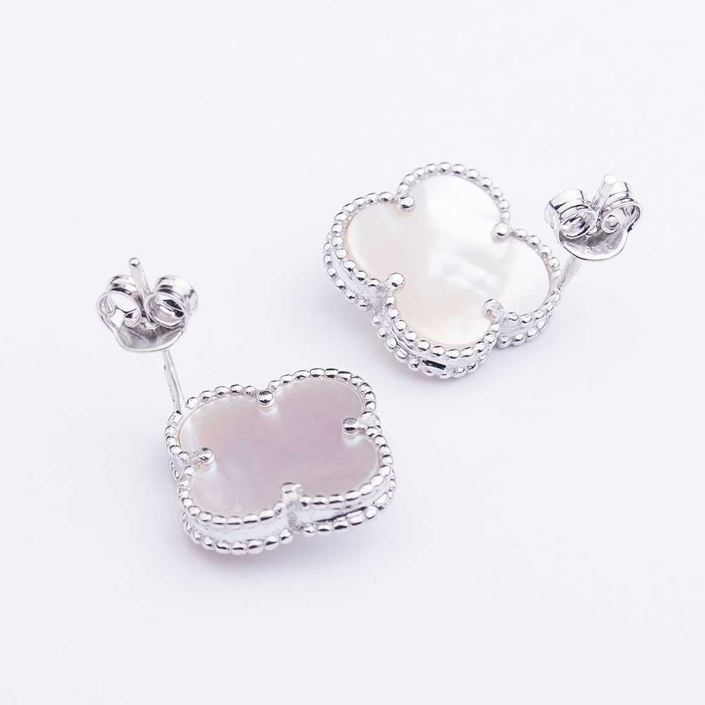 серьги соколов клевер четырехлистный серебро. серьги клевер с перламутром. подвеска клевер с перламутром. подвеска клевер с перламутром. ван клиф серьги клевер.