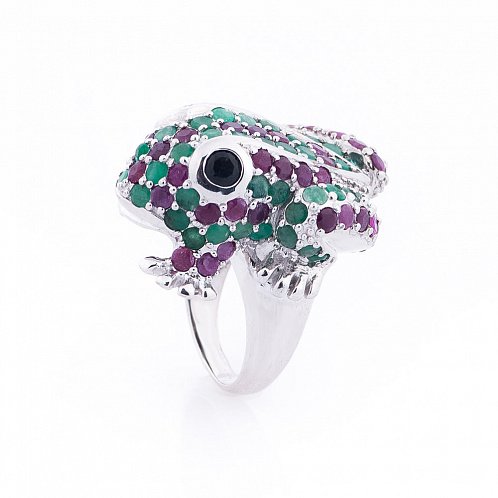 Серебряное кольцо с изумрудами рубинами и сапфирами от ювелирного магазина Оникс