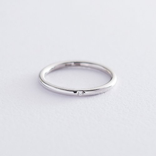 Золотое кольцо с бриллиантом в стиле минимализм - Оникс
