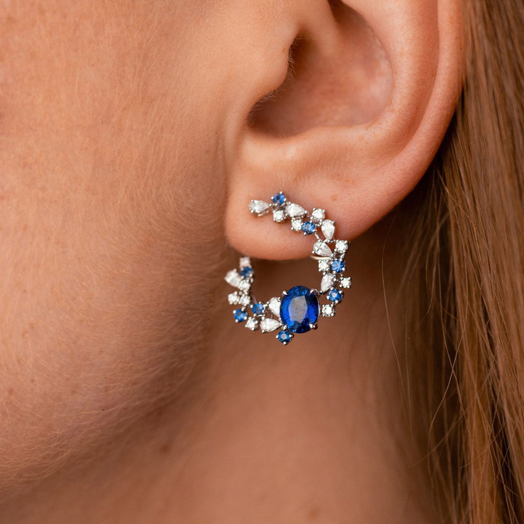 купити золоті сережки гвоздики з діамантами Oniks