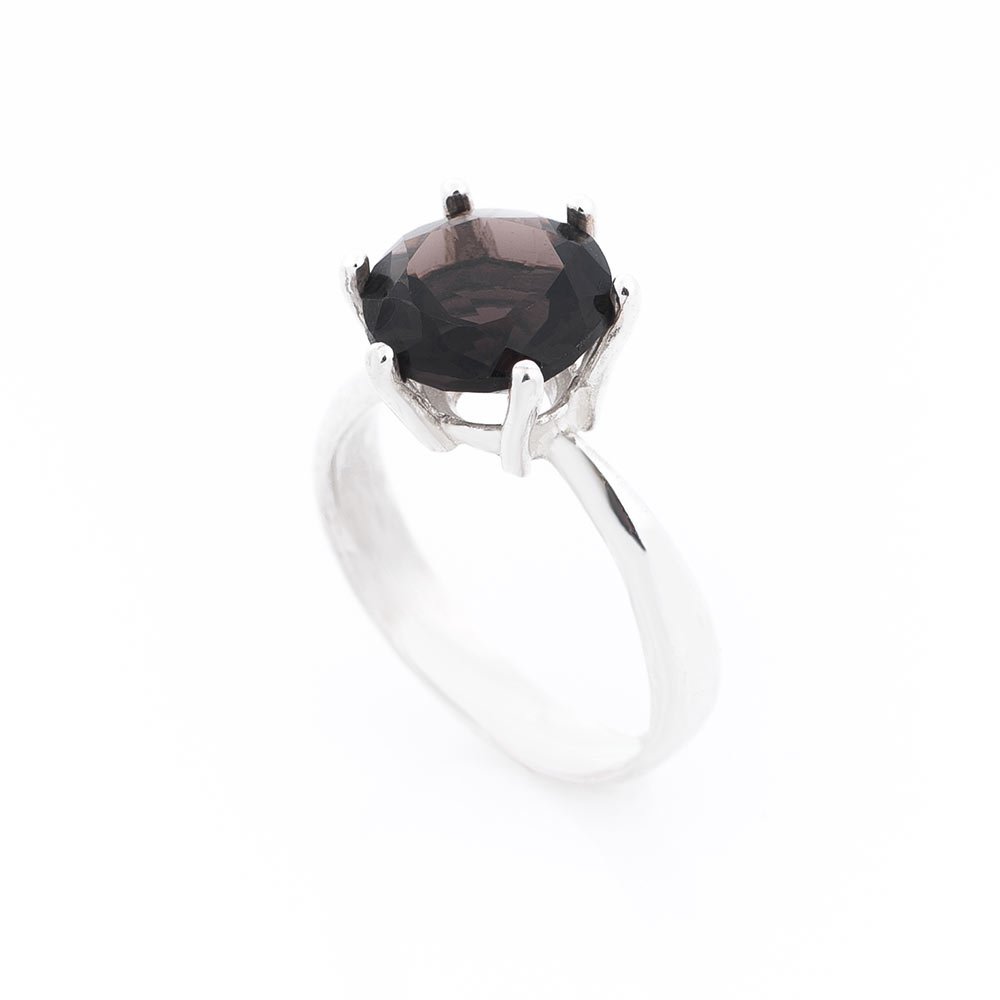 Помолвочное серебряное кольцо с дымчатым топазом от ювелирного магазина Оникс
