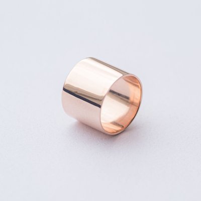 Золотое обручальное кольцо для гравировки - Оникс