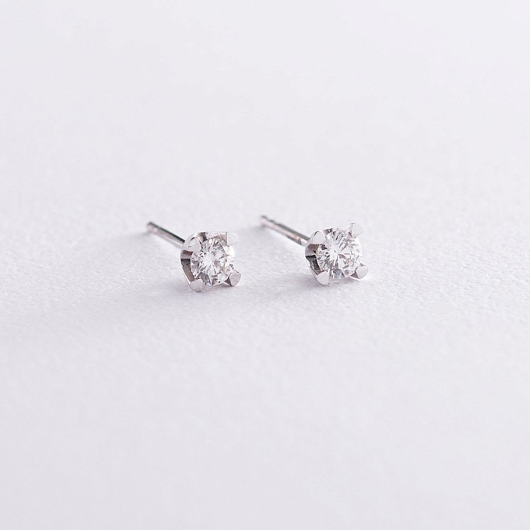 Золотые серьги-пусеты с бриллиантами сб0156arp от ювелирного магазина Оникс