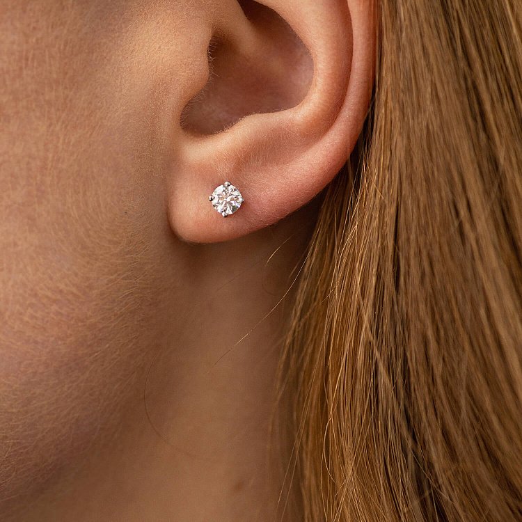 Золотые серьги - пусеты с бриллиантами 331431121 от ювелирного магазина Оникс - 1