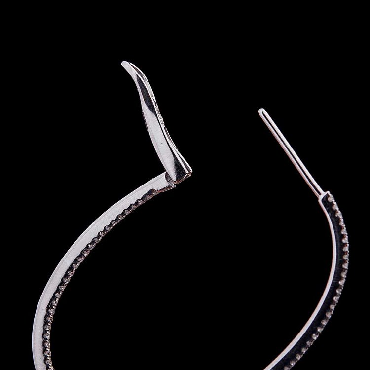 Золотые серьги "Кольца" с бриллиантами dgmp00508 от ювелирного магазина Оникс - 2