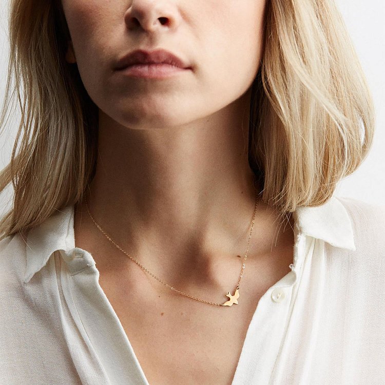 Срібне кольє "Ластівка" з позолотою 18973 від ювелірного магазину Онікс