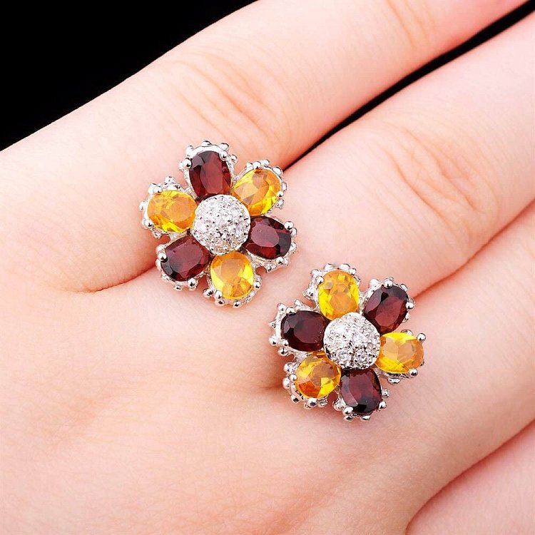 Срібний перстень "Квіточки" 11388 від ювелірного магазину Онікс - 3