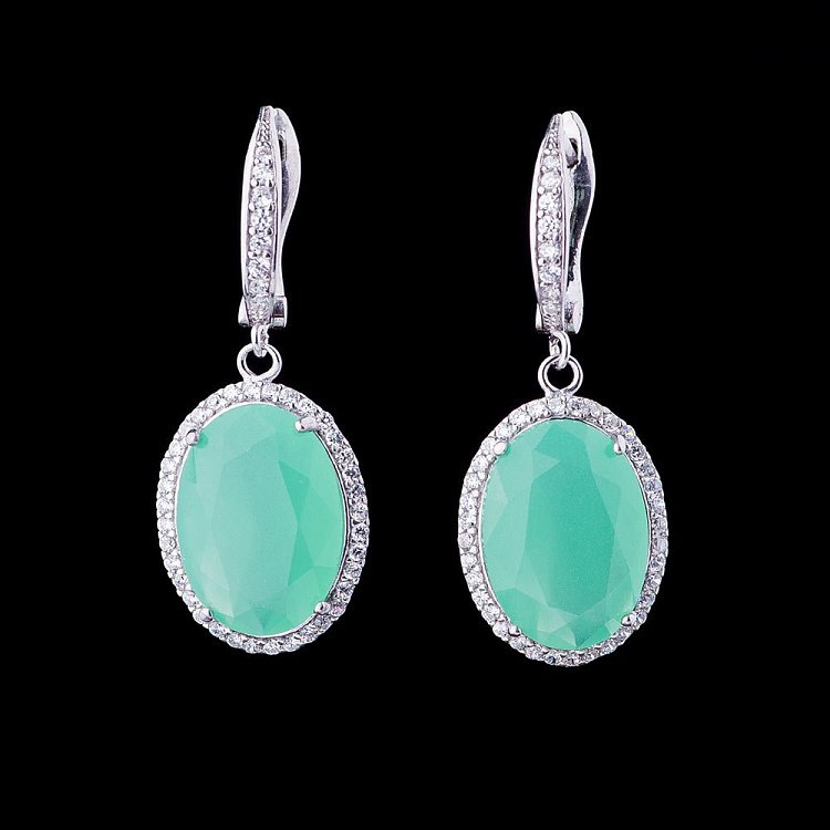 Серебряные серьги с фианитами 121910 от ювелирного магазина Оникс - 1