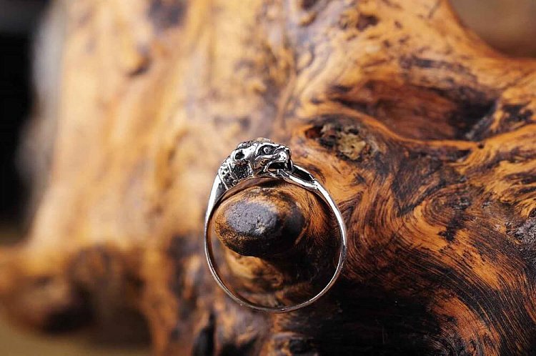 Кольцо "Пантера" 11297 от ювелирного магазина Оникс - 2