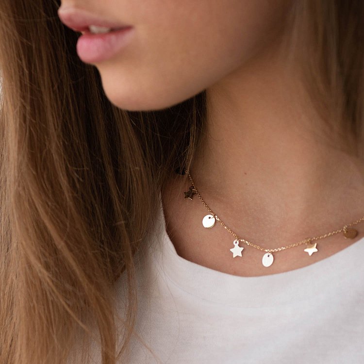 Колье "Монетки и звездочки" в желтом золоте кол01744 от ювелирного магазина Оникс - 1