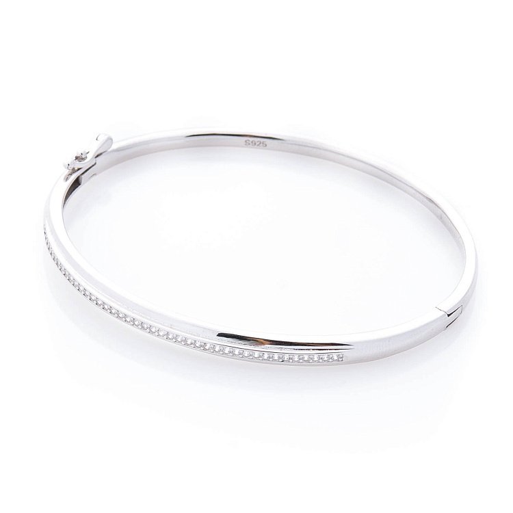 Срібний жорсткий браслет з фіанітами 141275 від ювелірного магазину Онікс