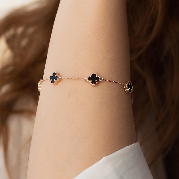 Браслет "Конюшина" з оніксом mini (червоне золото) б05247 від ювелірного магазину Онікс - 7