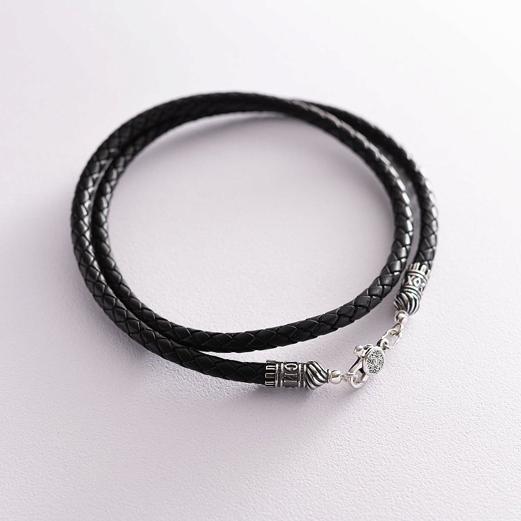 Кожаный шнурок "Спаси и сохрани" с серебряной застежкой (5мм) 18413 от ювелирного магазина Оникс