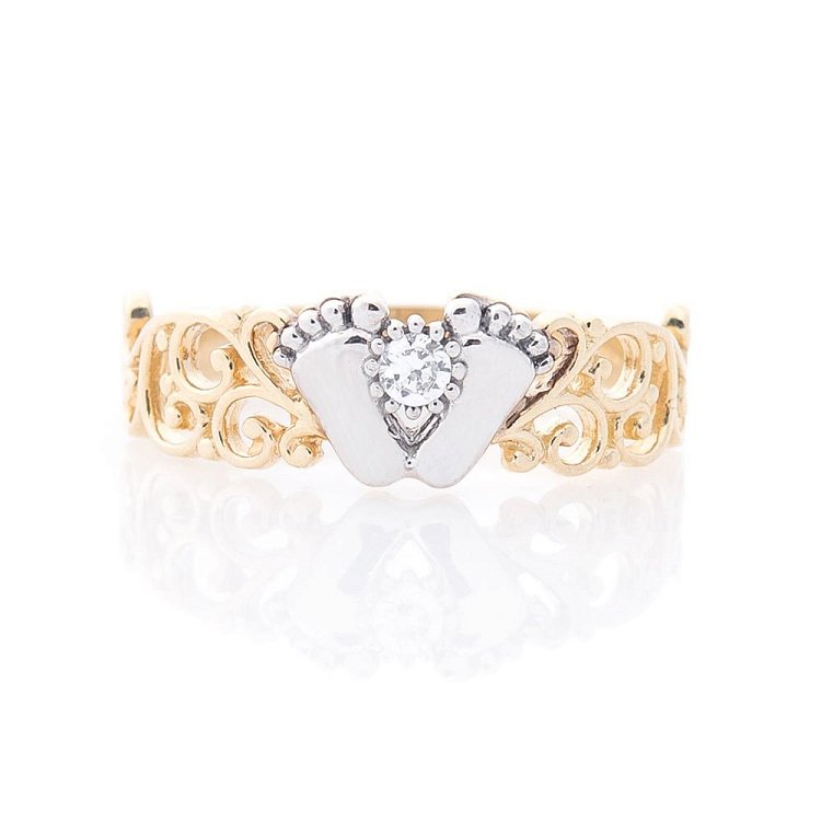 Золотое кольцо "Ножки младенца" с фианитами к05893 от ювелирного магазина Оникс - 3