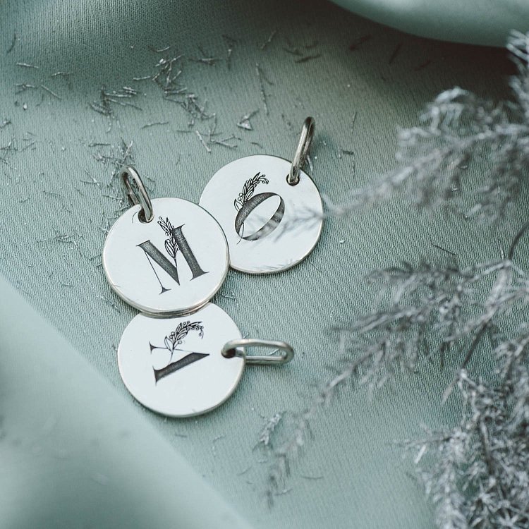 Серебряный кулон "Буква" 132724бук от ювелирного магазина Оникс