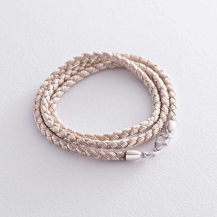 Шовковий шнурок зі срібною застібкою (3 мм) 18715 від ювелірного магазину Онікс