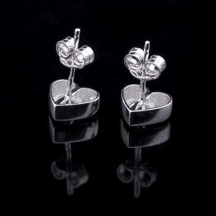 Золотые серьги-пусеты "Сердца" с фианитами с01066 от ювелирного магазина Оникс - 1