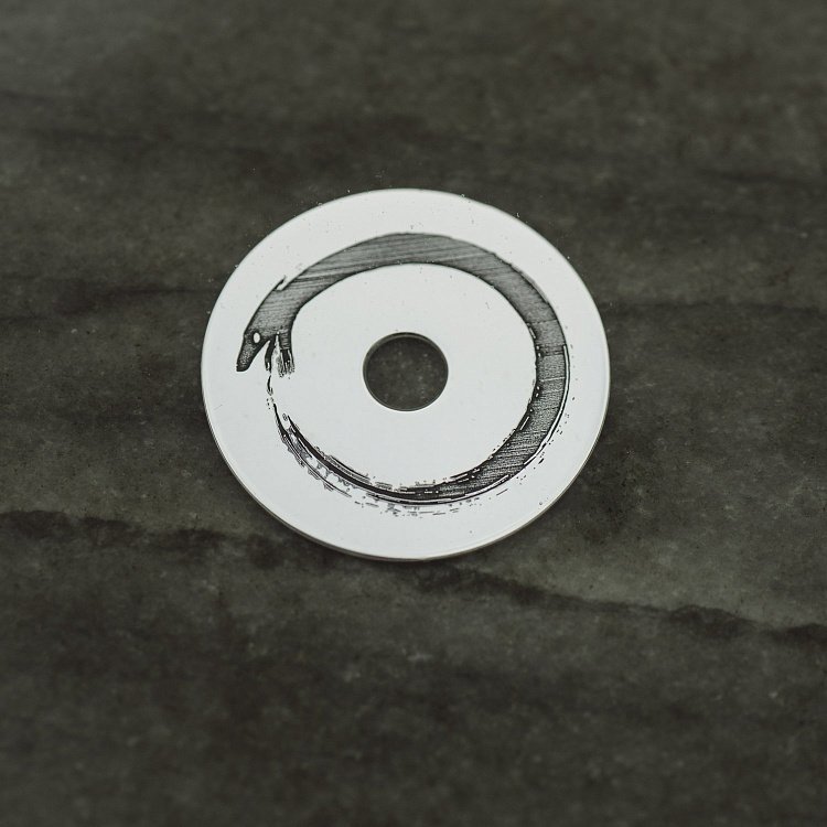 Срібний кулон "Уроборос" 132892у від ювелірного магазину Онікс