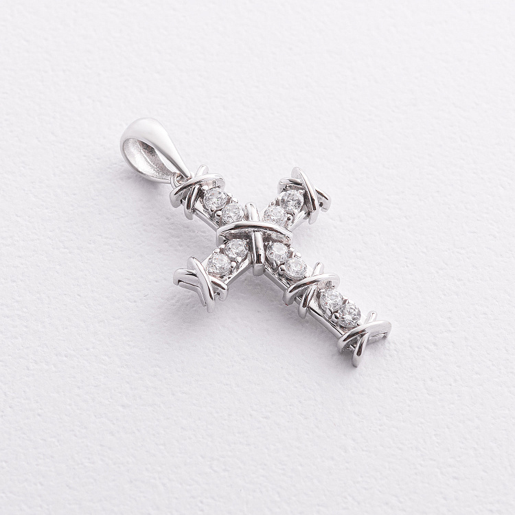 Хрестик з фіанітами (біле золото) п04088 від ювелірного магазину Онікс