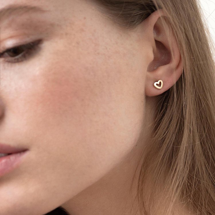 Сережки-пусети "Сердечка" в жовтому золоті с06947 від ювелірного магазину Онікс - 2