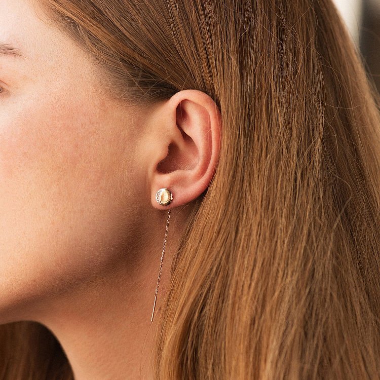 Сережки-протяжки в червоному золоті (фіаніти) с06728 від ювелірного магазину Онікс