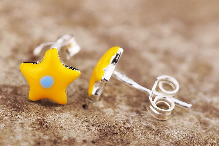 Сережки (емаль) 12290ц від ювелірного магазину Онікс - 1