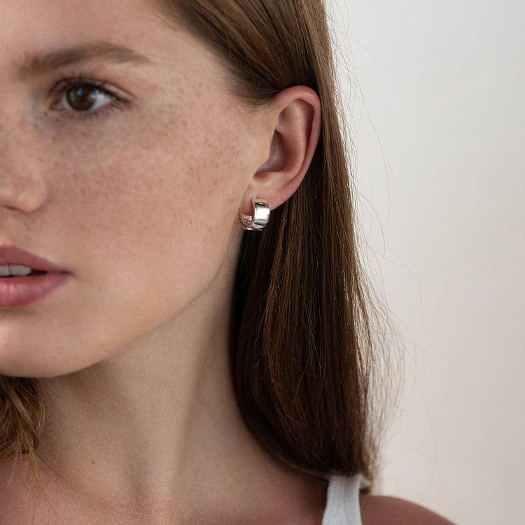 Серебряные серьги "Кольца" (1.3 см) 122782 от ювелирного магазина Оникс - 2