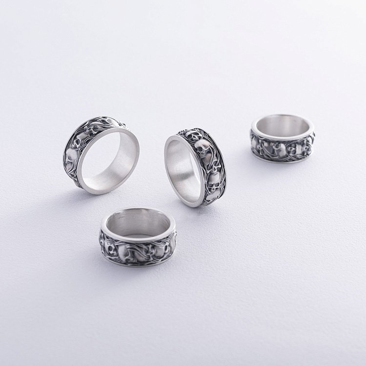 Мужское серебряное кольцо с черепами 7123 от ювелирного магазина Оникс - 6