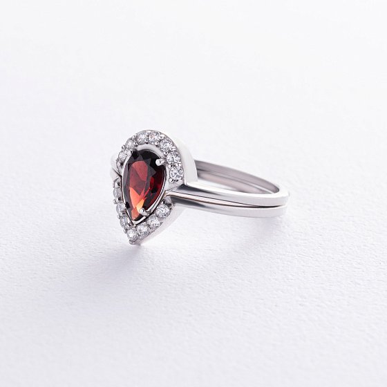 Двойное серебряное кольцо с пиропом и фианитами GS-01-004-4110