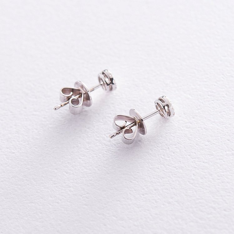 Серьги - пусеты в белом золоте (бриллианты) E00549mi - 2 Серьги - пусеты в белом золоте (бриллианты) E00549mi от ювелирного магазина Оникс - 2