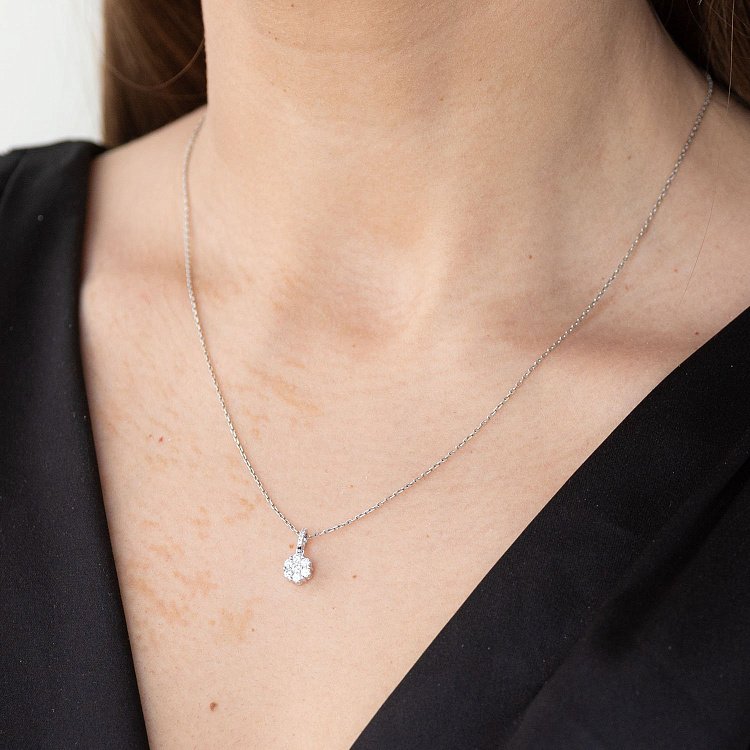 Золотая подвеска "Цветочек" (бриллиант) пб0158ch от ювелирного магазина Оникс - 1