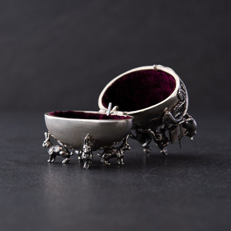 Серебряный футляр "Оркестр котов" ручной работы 23119 от ювелирного магазина Оникс - 2