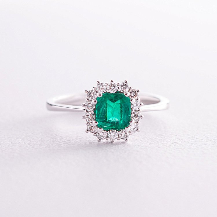 Золота каблучка зі смарагдом і діамантами 228841521 від ювелірного магазину Онікс