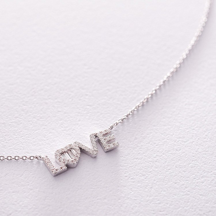Золотое колье "Love" с бриллиантами колб0035no от ювелирного магазина Оникс