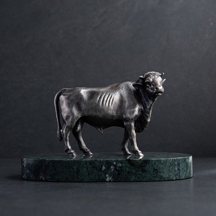 ﻿Срібна фігура "Бик" ручної роботи 23108 від ювелірного магазину Онікс