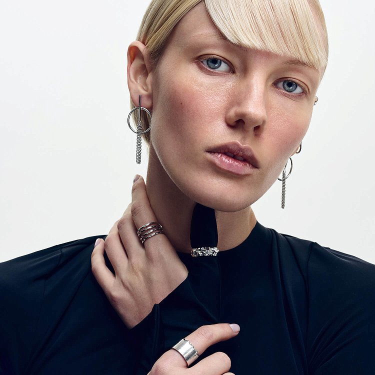 Серебряное кольцо "Линии" 112294 от ювелирного магазина Оникс - 11