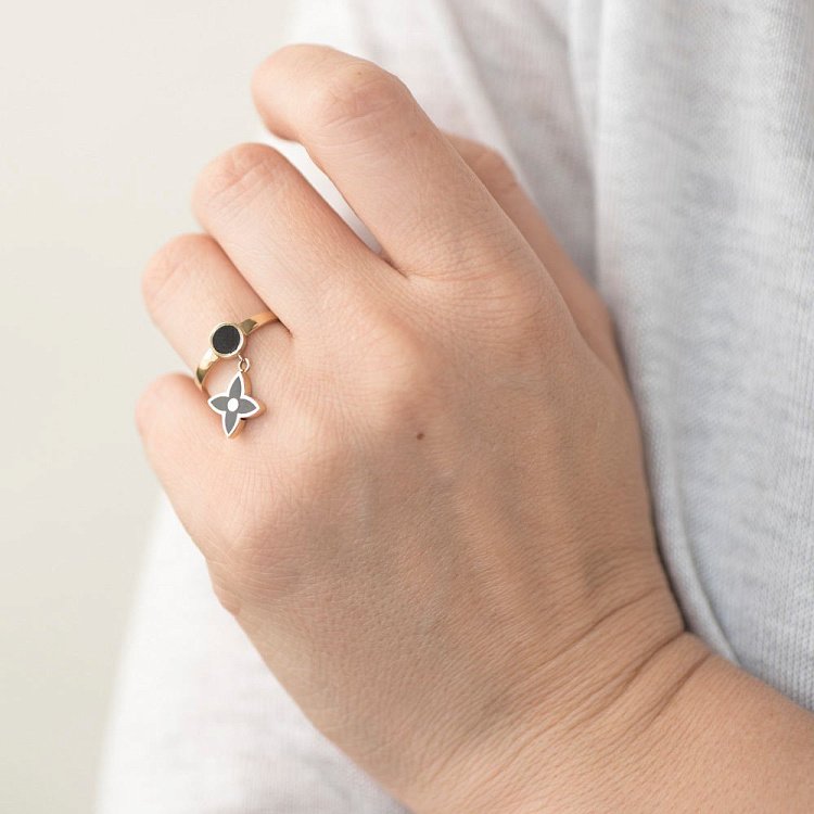 Золотое кольцо "Клевер" (эмаль) к05599 от ювелирного магазина Оникс - 1