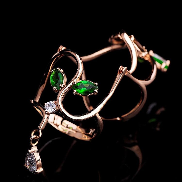 Золота жіноча каблучка на весь палець з фіанітами к03127 від ювелірного магазину Онікс - 1