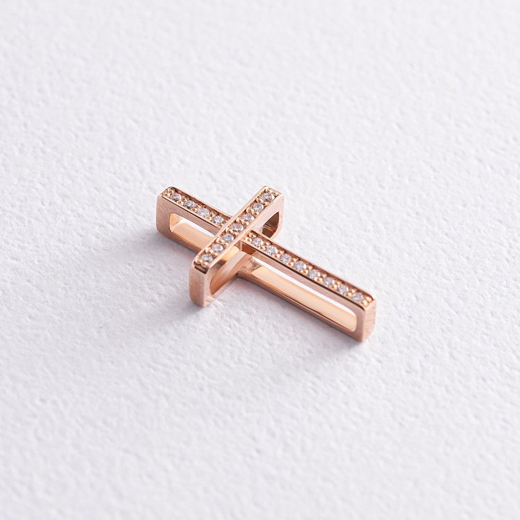 Крестик в красном золоте с бриллиантами 16552421 от ювелирного магазина Оникс