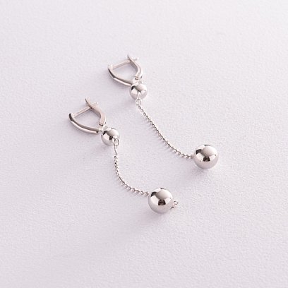 Серебряные висячие серьги с шариками 123261