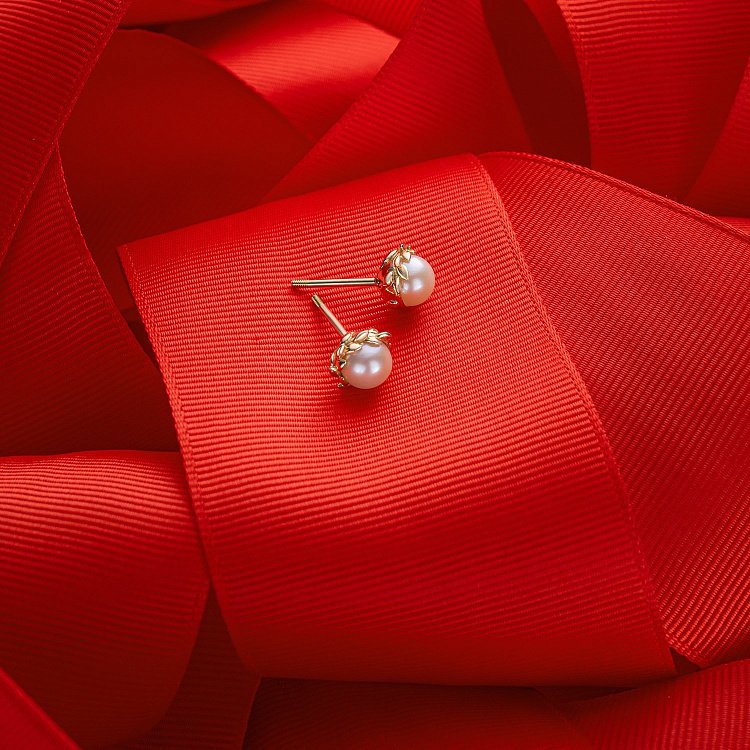 Золоті сережки - пусети з перлами с07578 від ювелірного магазину Онікс - 4