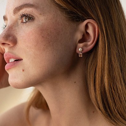 Золоті сережки - пусети "Альма" (помаранчеві фіаніти, перли) с08249 №4