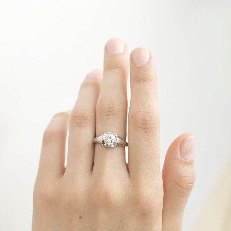 Золота каблучка з фіанітом к04808 - 3 Золота каблучка з фіанітом к04808 від ювелірного магазину Онікс - 3