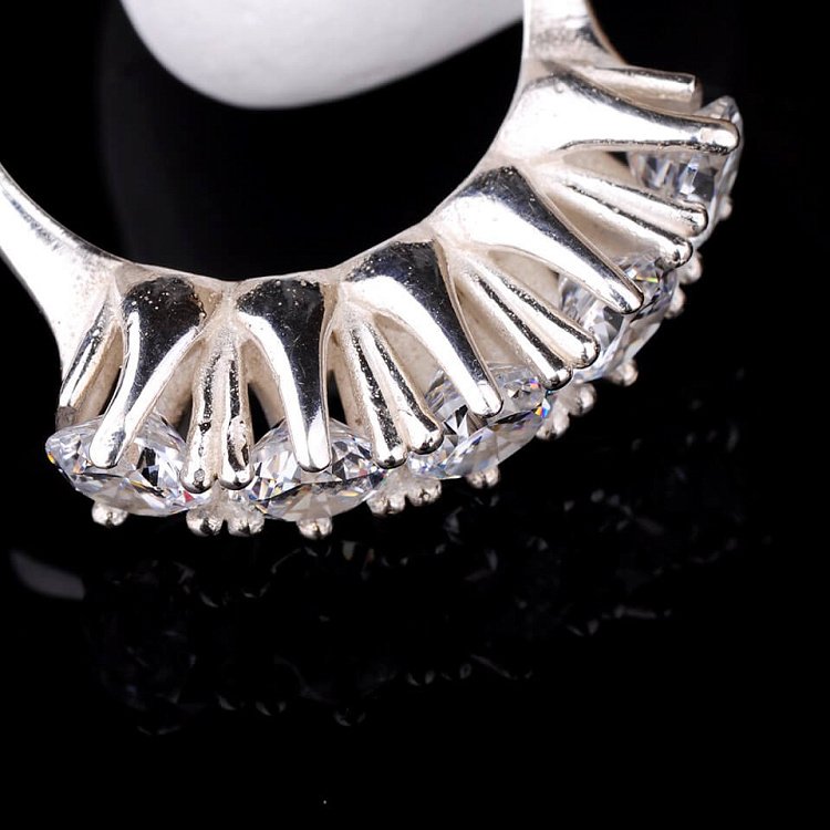 Срібний перстень (фіаніти) 111383 від ювелірного магазину Онікс - 2