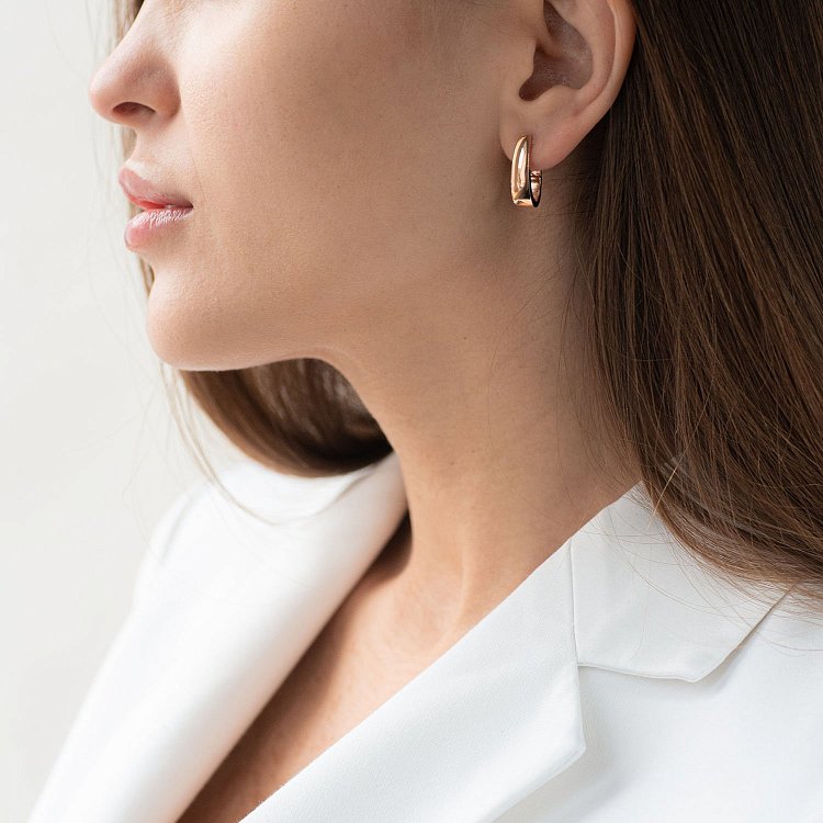 Золотые серьги "Минимализм" с07204 от ювелирного магазина Оникс