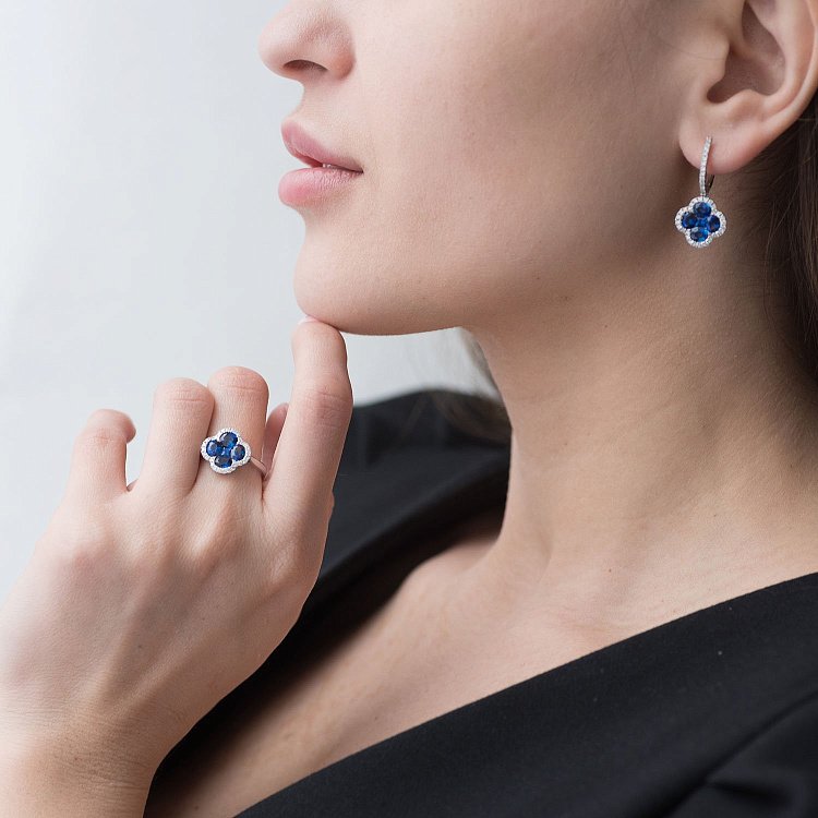 Золота каблучка з сапфірами і діамантами R01555mi - 3 Золота каблучка з сапфірами і діамантами R01555mi від ювелірного магазину Онікс - 3