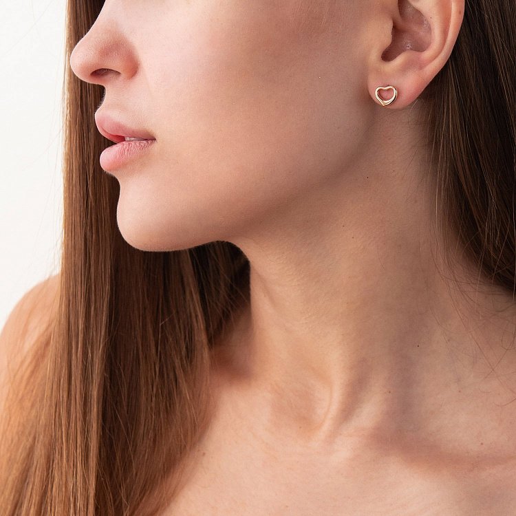 Золоті сережки - пусети "Сердечка" с07542 від ювелірного магазину Онікс - 1