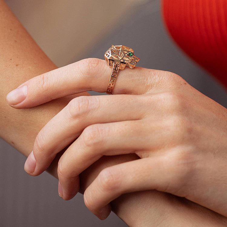 Золота каблучка "Пантера" з фіанітами к07581 від ювелірного магазину Онікс - 6