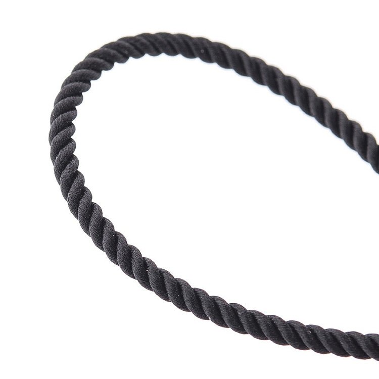 Шовковий шнурок з золотою застібкою (3 мм) кол01170 від ювелірного магазину Онікс - 1